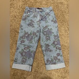 Gloria Vanderbilt Floral Blue Cropped Jeans F-15